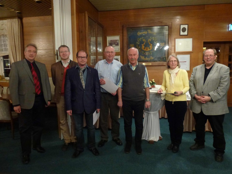 Frank Oesterhelweg CDU MdL; Holger Erfurth, Michael Knzler, Dr. Rudi Mller-Glge, Hans Peter Reupert, Birgit Glge, (alle Ehrung 25 Jahre Mitgliedschaft)  Heiko Jacke (Vorsitzender CDU GV Wendeburg) 