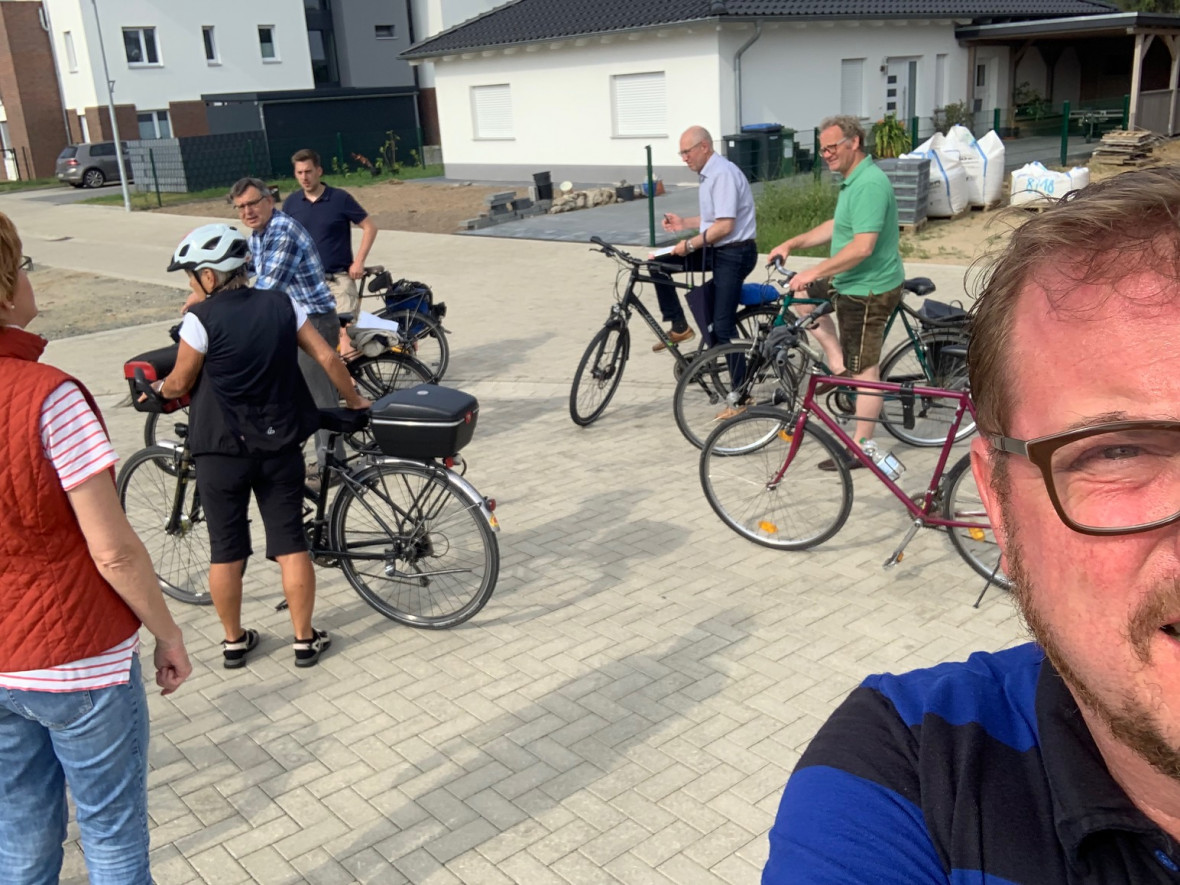 Der Ortsrat ist mit dem Fahrrad unterwegs