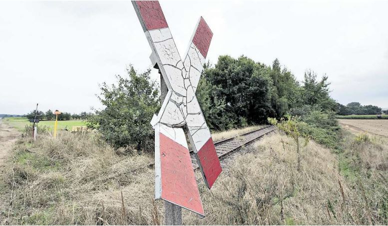 Endstation fr die Bahnstrecke Harvesse-Braunschweig? Verkehrsminister Olaf Lies will sich die Mglichkeit zur Reaktivierung noch offen halten.